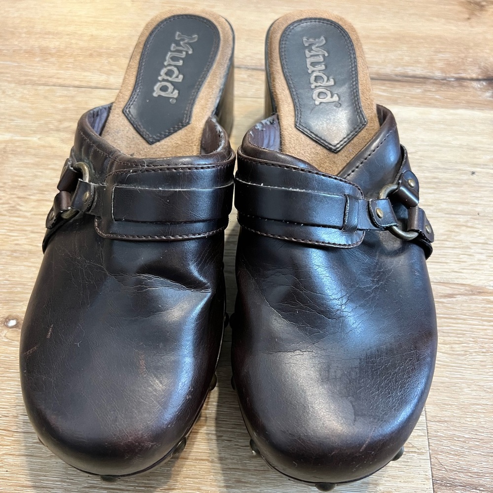 Mudd leather clogs size 11
